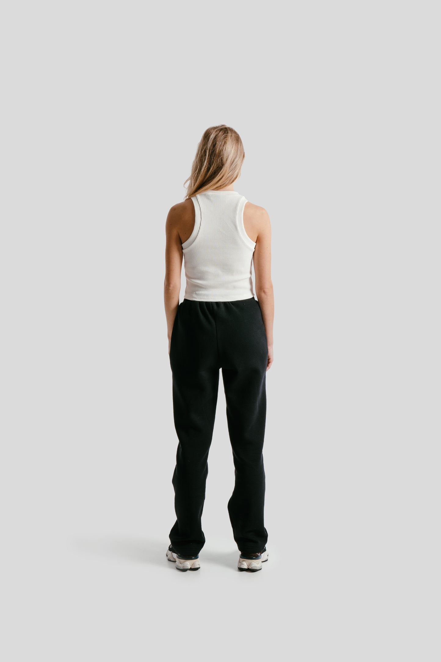 Straight leg jogger | Black