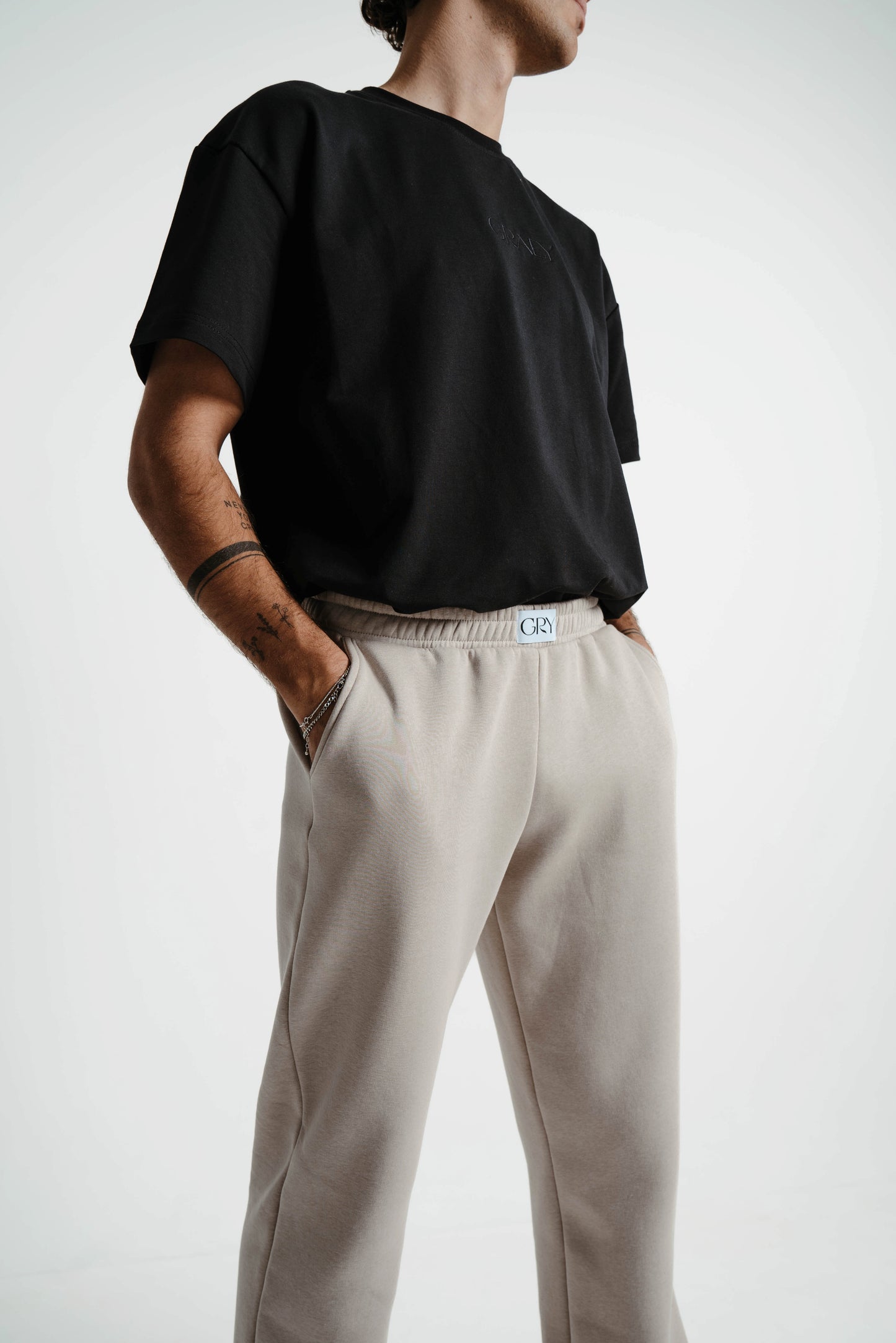 Straight leg jogger | Sand